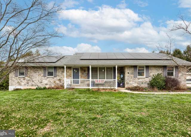 Property at 173 Schoolhouse Rd, Palmyra, PA 17078, 3 beds, 3 baths