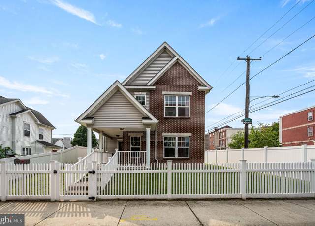 Property at 1520 N Franklin St, Philadelphia, PA 19122, 3 beds, 1.5 baths