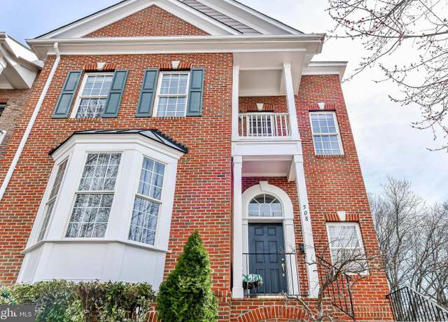 Property at 508 S Fayette St S, Alexandria, VA 22314, 3 beds, 3.5 baths
