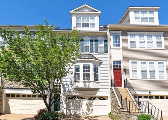 Property at 113 Lake Cook Dr, Alexandria, VA 22304, 4 beds, 3.5 baths