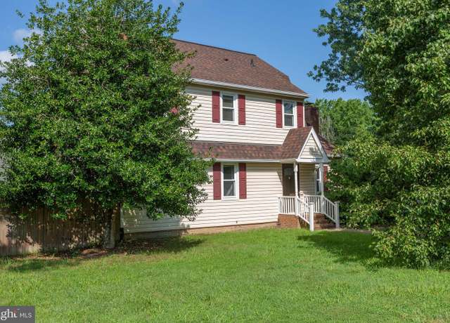 Property at 12218 Corter Ave, Fredericksburg, VA 22407, 3 beds, 2.5 baths