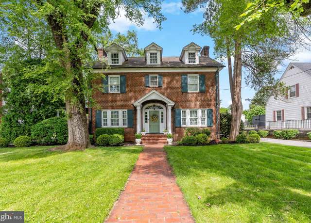 Property at 105 S Red Hill Rd, Martinsburg, WV 25401, 3 beds, 1.5 baths