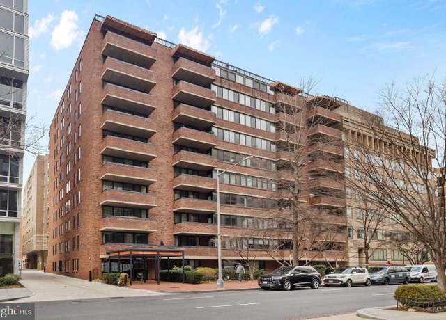 Property at 1140 23rd St NW #1001, Washington, DC 20037, 1 bed, 1 bath