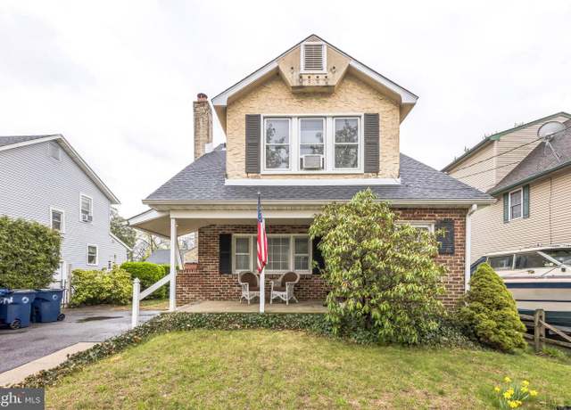 Property at 107 Madison Ave, Laurel Springs, NJ 08021, 3 beds, 1 bath