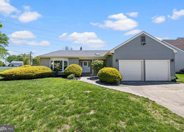 Property at 509 Longstone Dr, Cherry Hill, NJ 08003, 4 beds, 2.5 baths
