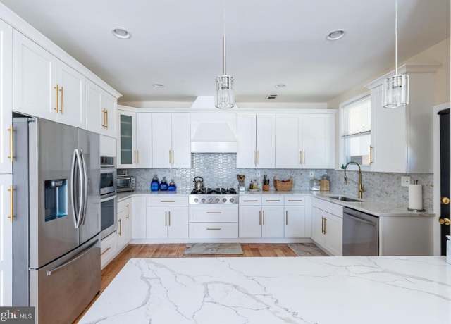 Property at 55 E Stewart Ave, Lansdowne, PA 19050, 5 beds, 3.5 baths