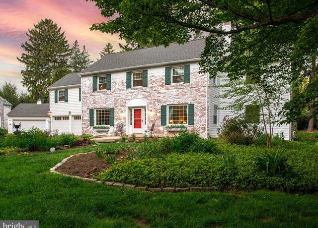 Property at 17 W Roseville Rd, Lancaster, PA 17601, 5 beds, 4.5 baths