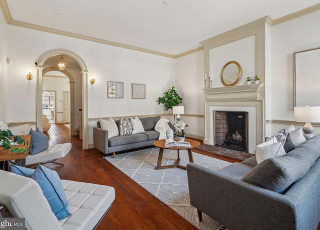 Property at 526 Pine St, Philadelphia, PA 19106, 4 beds, 4 baths