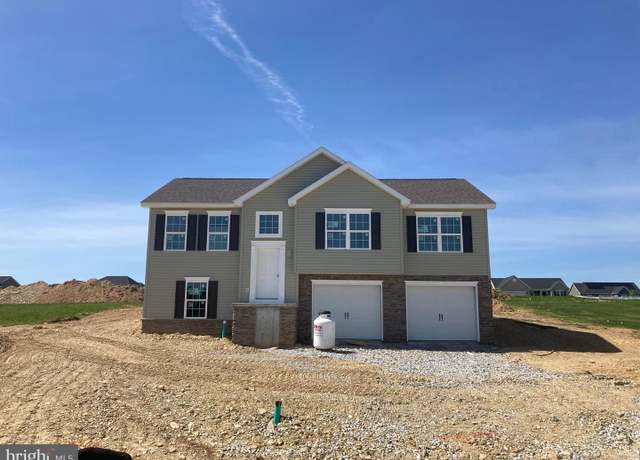 Property at 435 Ripple Dr #60, Hanover, PA 17331, 3 beds, 2 baths