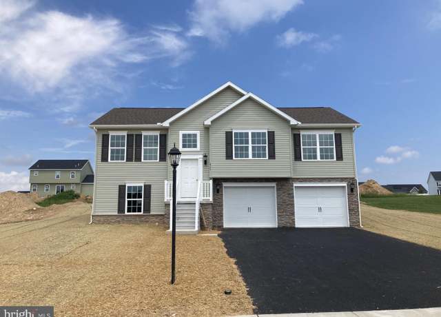 Property at 435 Ripple Dr #60, Hanover, PA 17331, 3 beds, 2 baths