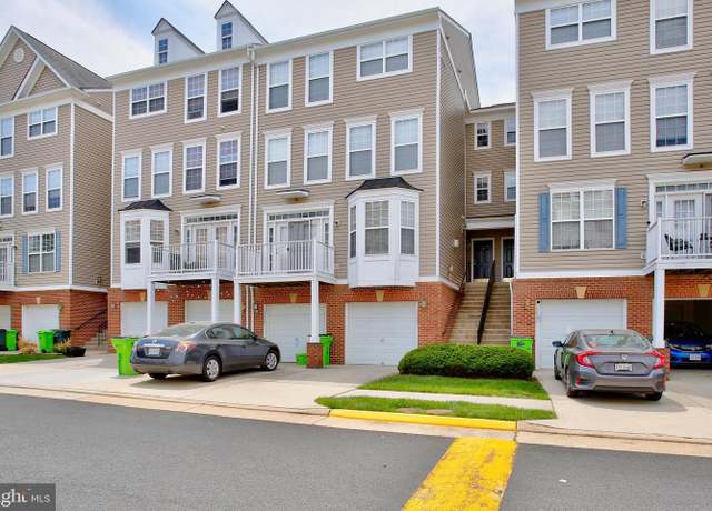 Property at 13525 Davinci Ln #70, Herndon, VA 20171, 3 beds, 2.5 baths