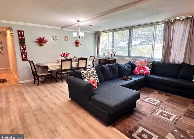 Property at 4415 Briarwood Ct N #1, Annandale, VA 22003, 3 beds, 2 baths