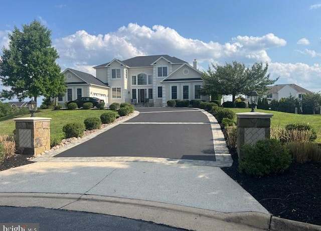 Property at 22807 Valley Preserve Ct, Ashburn, VA 20148, 6 beds, 5.5 baths