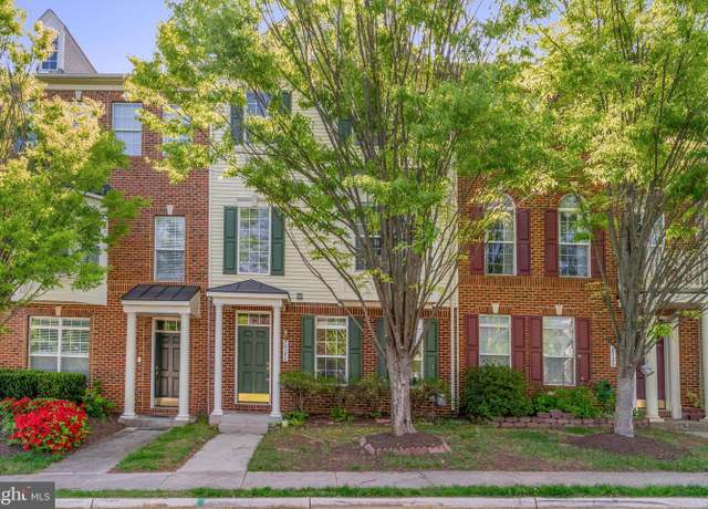 Property at 20184 Hopi Dr, Ashburn, VA 20147, 3 beds, 3 baths