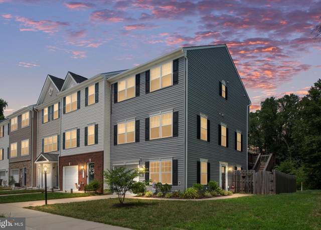 Property at 2601 Drake Ln, Fredericksburg, VA 22408, 4 beds, 3.5 baths