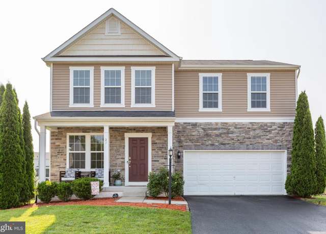 Property at 27 Hopkins Branch Way, Fredericksburg, VA 22406, 4 beds, 3.5 baths