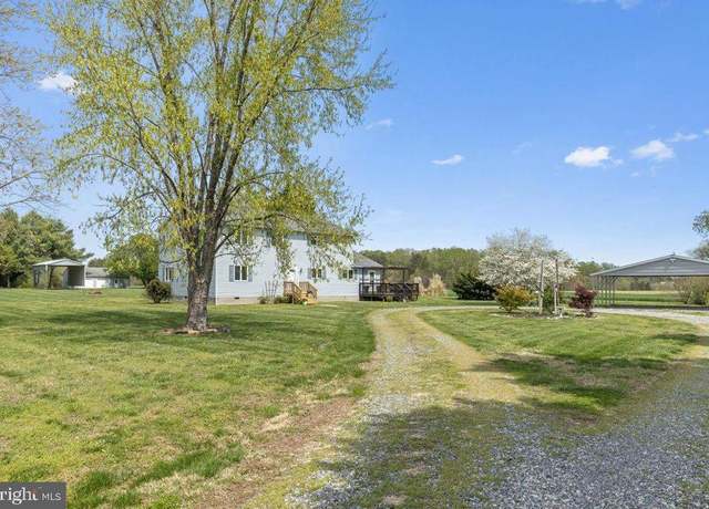 Property at 136 Porter Ln, Montross, VA 22520, 5 beds, 2 baths