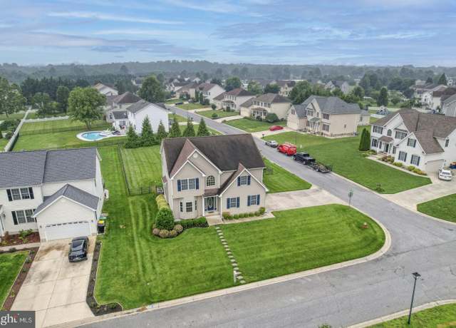 Property at 163 Mannering Dr, Dover, DE 19901, 4 beds, 2.5 baths