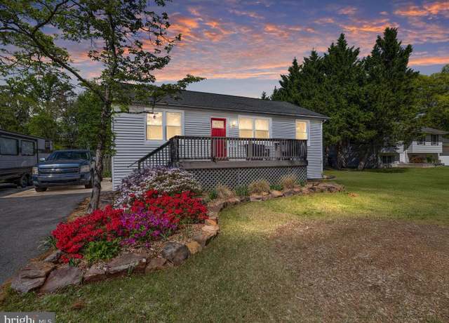 Property at 562 6th St, Pasadena, MD 21122, 4 beds, 2 baths