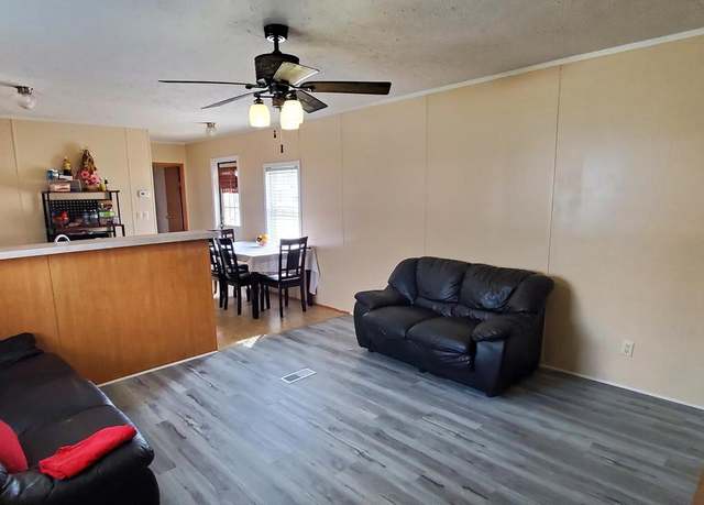 Property at 28 Saint Michaels Ct, Elkton, MD 21921, 3 beds, 2 baths