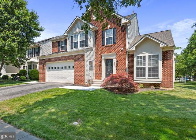 Property at 331 Suburban Dr, Elkton, MD 21921, 4 beds, 3.5 baths