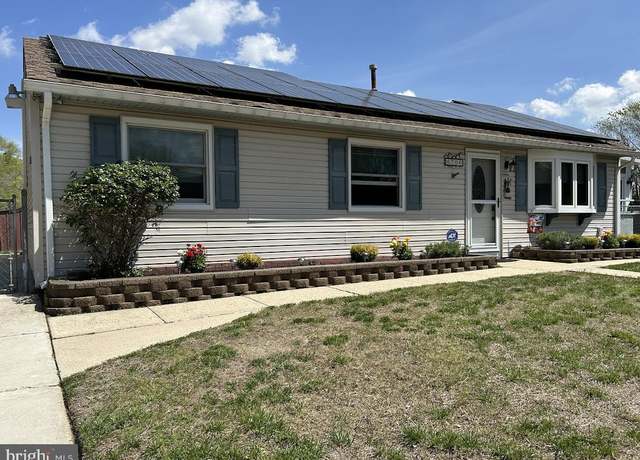 Property at 700 Concord Dr, Browns Mills, NJ 08015, 3 beds, 1 bath