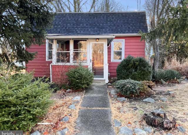 Property at 632 First Ave, Deptford, NJ 08096, 2 beds, 1 bath