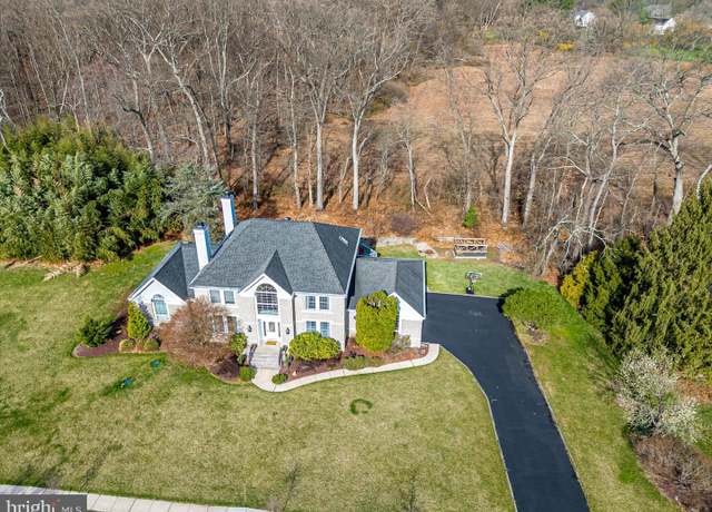 Property at 27 Revere Ct, Princeton Junction, NJ 08550, 5 beds, 4 baths