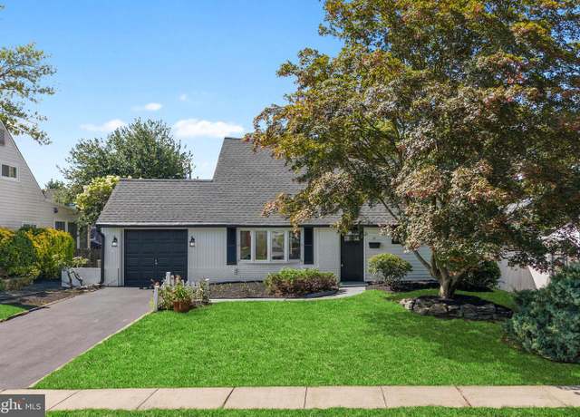 Property at 57 Middle Rd, Levittown, PA 19056, 4 beds, 2 baths
