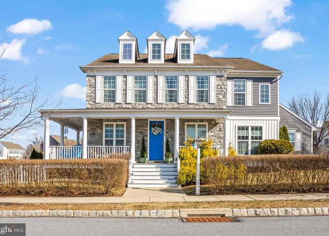 Property at 3255 Longview Rd, Mechanicsburg, PA 17055, 4 beds, 3 baths