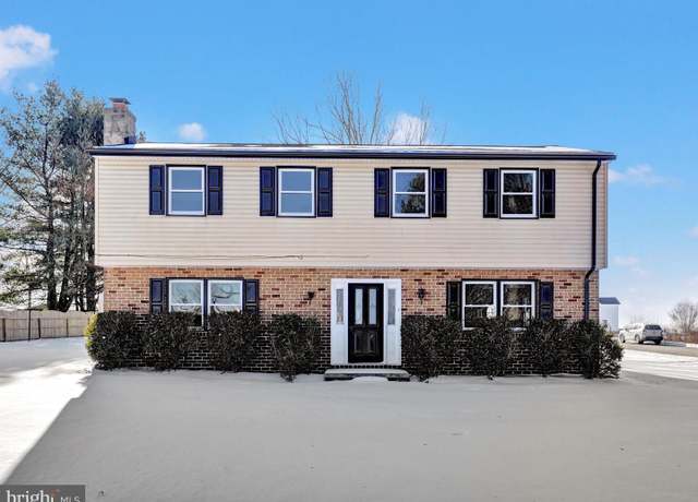 Property at 6224 Main St, Honey Brook, PA 19344, 4 beds, 1.5 baths