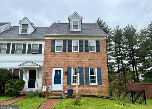 Property at 126 Chukar Ct, Lititz, PA 17543, 3 beds, 1.5 baths