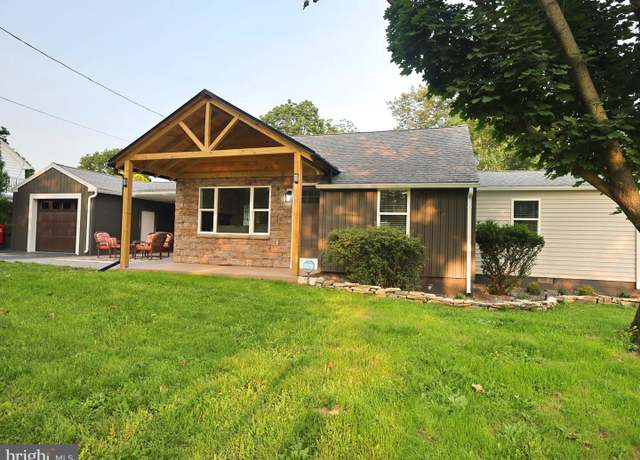 Property at 2913 Eagleville Rd, Eagleville, PA 19403, 3 beds, 2 baths