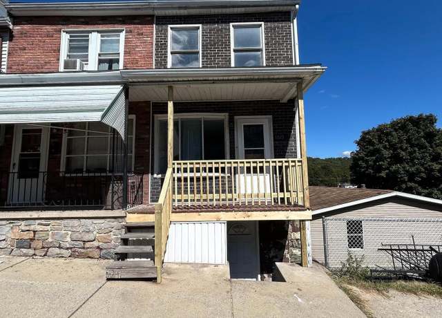 Property at 1613 Walnut St, Ashland, PA 17921, 3 beds, 1.5 baths