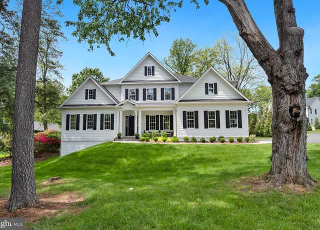 Property at 9850 Jerry Ln, Vienna, VA 22180, 6 beds, 7 baths
