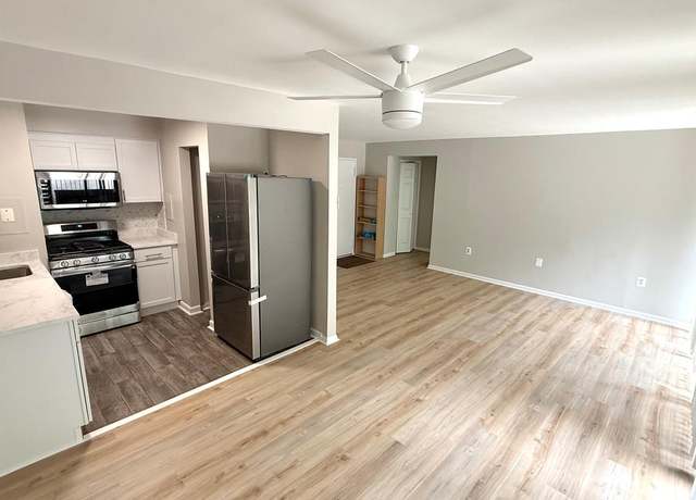 Property at 4360 Ivymount Ct #28, Annandale, VA 22003, 1 bed, 1 bath