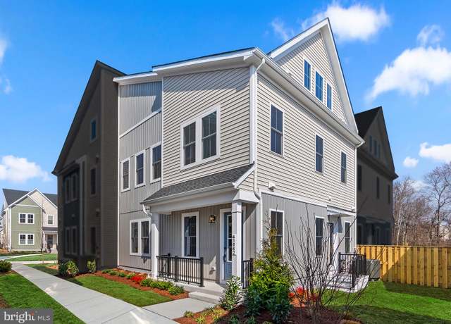 Property at 41942 Hickory Meadow Ter, Aldie, VA 20105, 3 beds, 3.5 baths