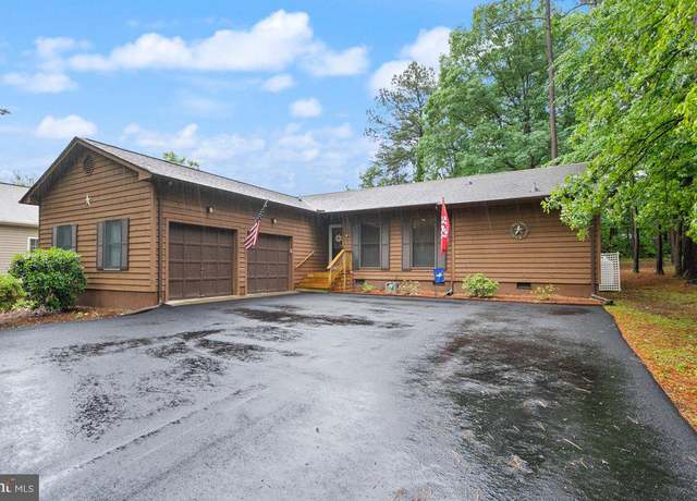 Property at 507 Lakeview Pkwy, Locust Grove, VA 22508, 3 beds, 2 baths
