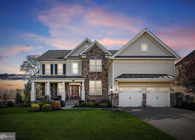 Property at 15243 Sky Valley Dr, Haymarket, VA 20169, 4 beds, 4.5 baths