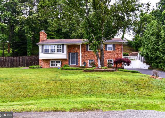 Property at 130 Great Lake Dr, Annapolis, MD 21403, 5 beds, 2.5 baths