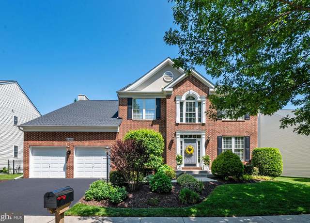 Property at 2420 Valley Brook Ln, Gambrills, MD 21054, 5 beds, 3.5 baths