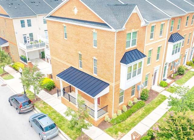 Property at 703 S Macon St, Baltimore, MD 21224, 2 beds, 2 baths