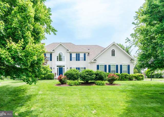Property at 195 Manor Cir, Elkton, MD 21921, 4 beds, 4.5 baths