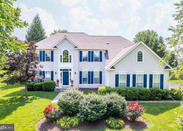 Property at 195 Manor Cir, Elkton, MD 21921, 4 beds, 4.5 baths