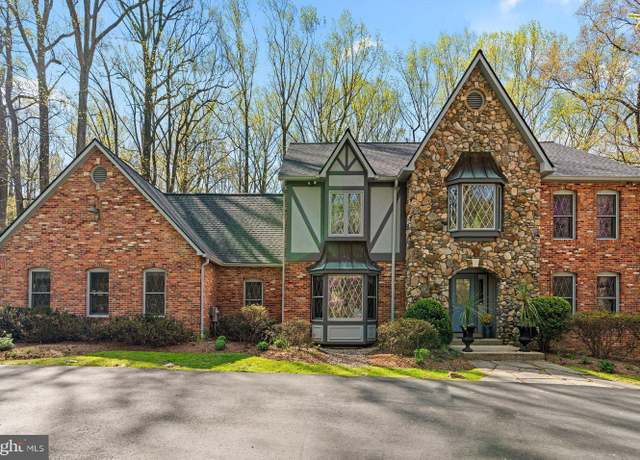 Property at 200 Ashcroft Ct, Ashton, MD 20861, 6 beds, 3.5 baths