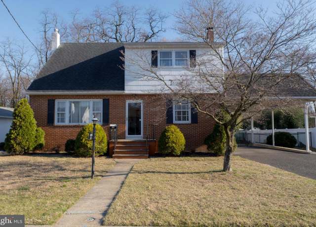 Property at 18 Fairfax Dr, Cinnaminson, NJ 08077, 5 beds, 2 baths