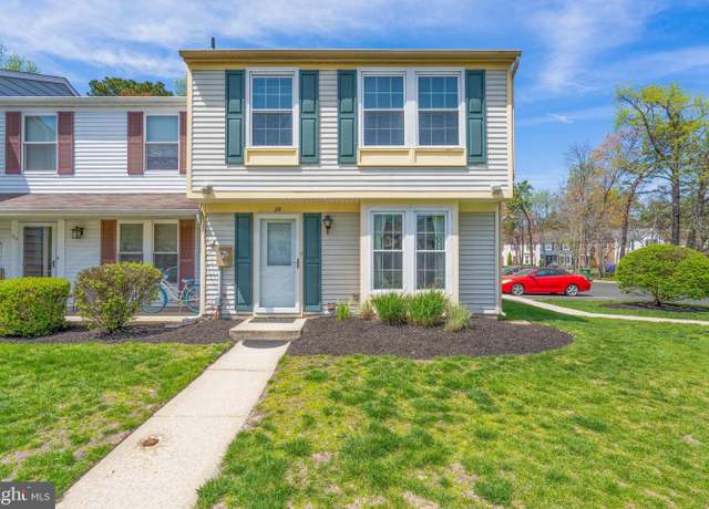 Property at 29 Forestview Ct, Marlton, NJ 08053, 3 beds, 1.5 baths