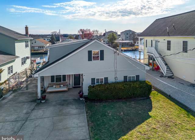 Property at 17 Lake Michigan Dr, Little Egg Harbor Twp, NJ 08087, 4 beds, 1.5 baths
