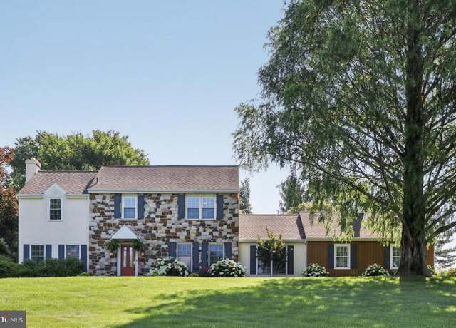 Property at 1118 Dorset Dr, West Chester, PA 19382, 4 beds, 2.5 baths