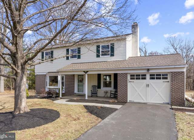 Property at 222 Brookside Cir, Harleysville, PA 19438, 4 beds, 2.5 baths